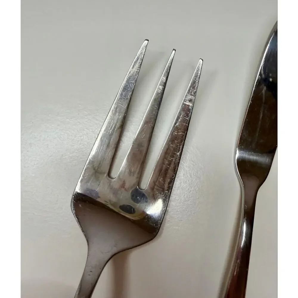 Oneida mooncrest stainless